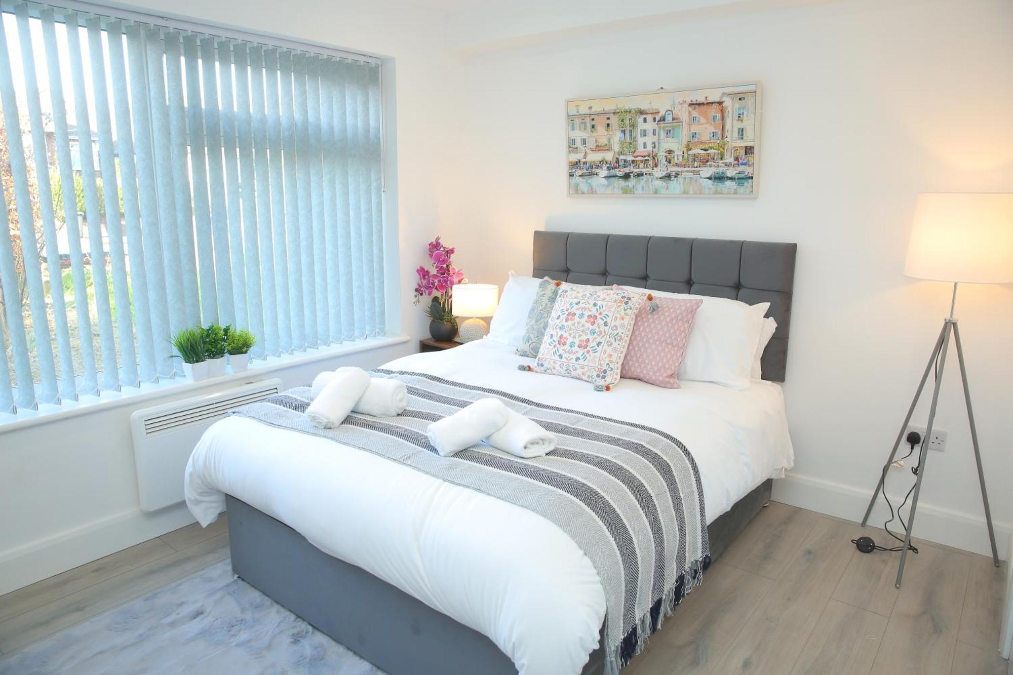 Luton Nook And Kitchen 4 Mins To Luton Airport Homestay